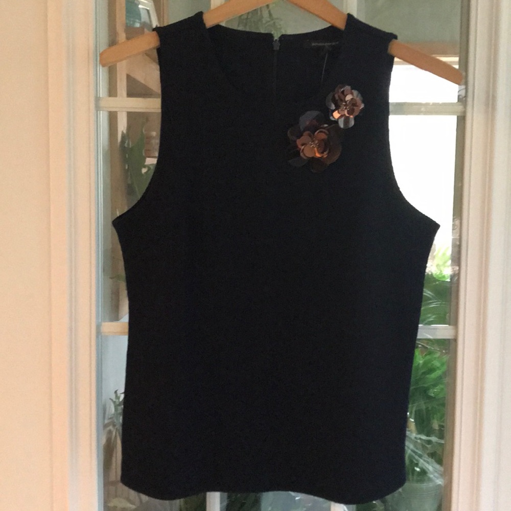 Banana Republic navy sleeveless top